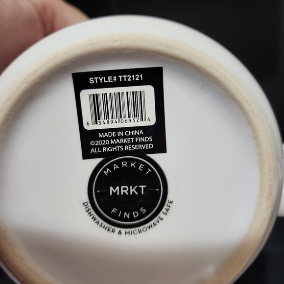 White and black Teacher coffee cup NWT - Picture 4 of 4